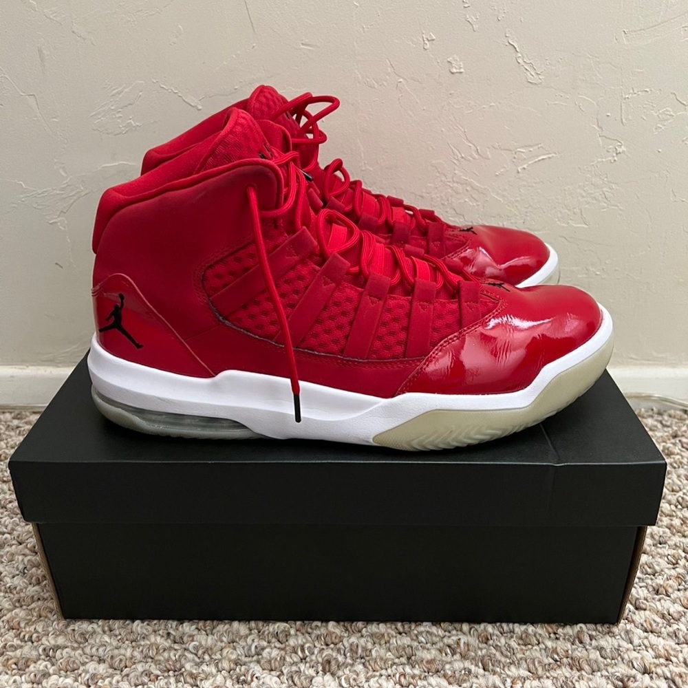 Jordan Max Aura